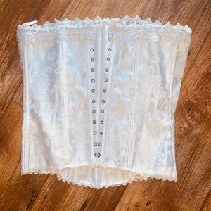 FREDERICK’S OF HOLLYWOOD SIZE 36 BEAUTIFUL WHITE DAMASK CORSET with LACE TRIM